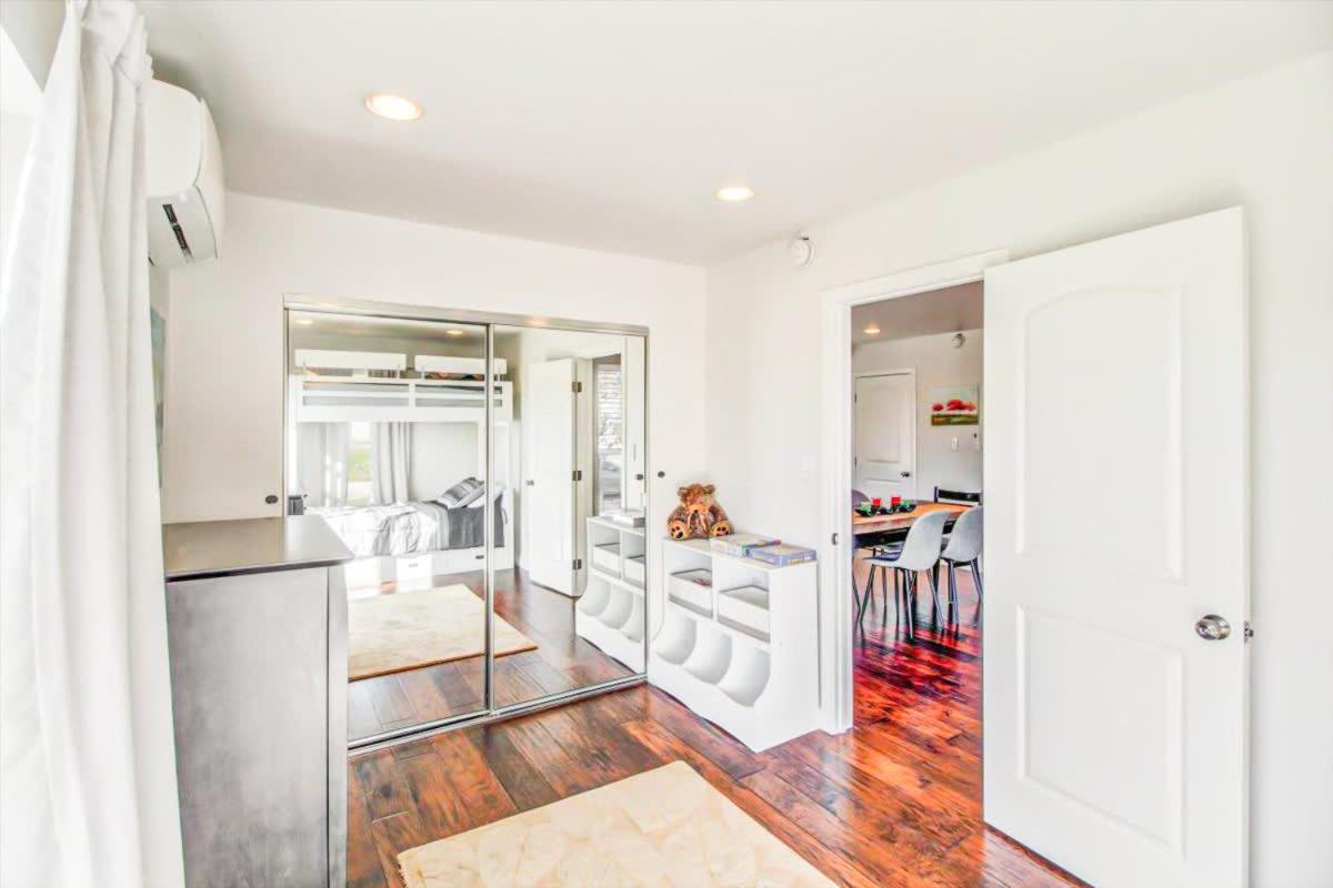 Modern 2-Bedroom Haven In The Heart Of La- Hud-Vp Los Angeles Extérieur photo