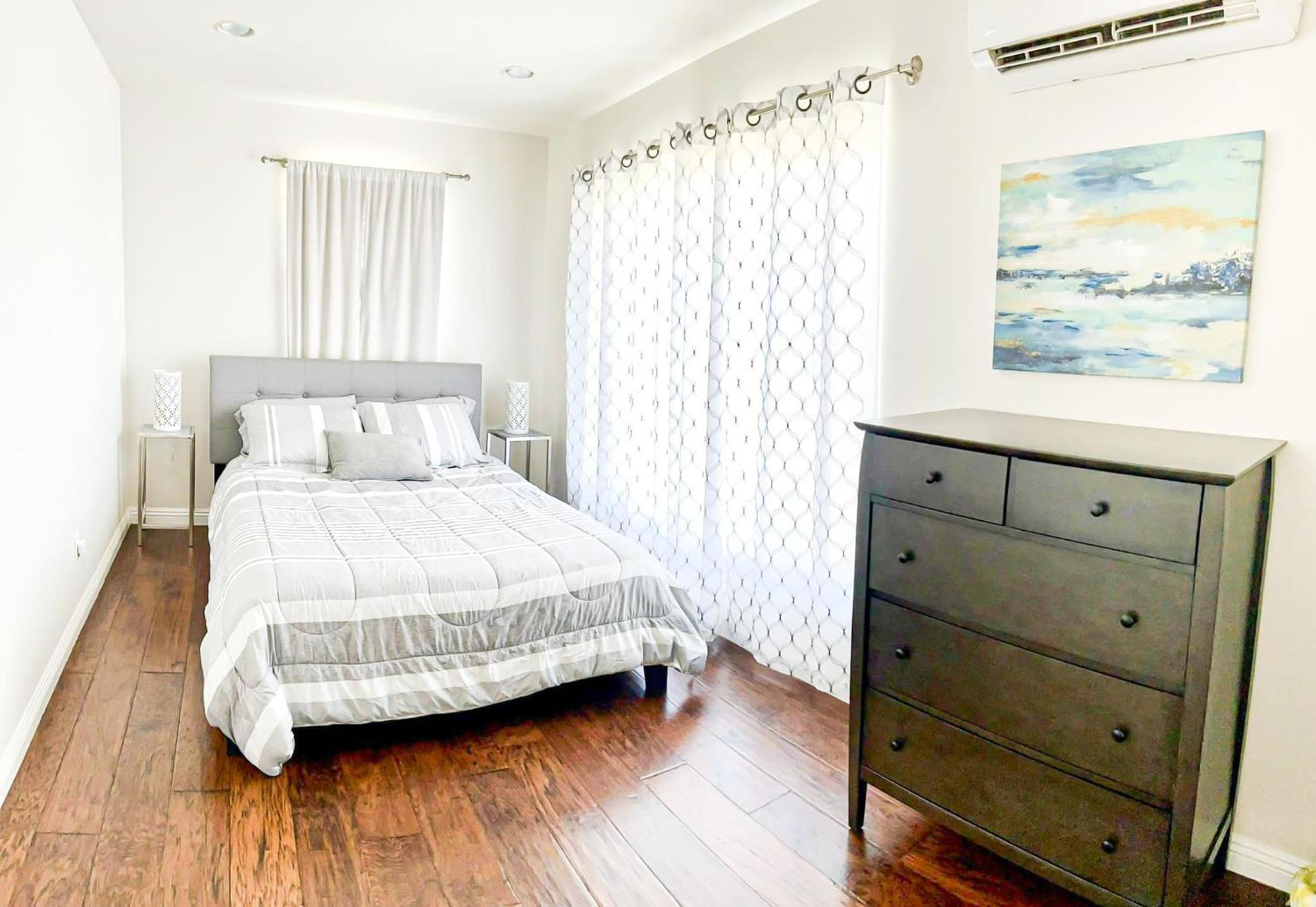 Modern 2-Bedroom Haven In The Heart Of La- Hud-Vp Los Angeles Extérieur photo